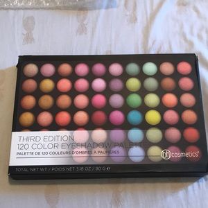 ✨BH Cosmetics Eyeshadow Palette